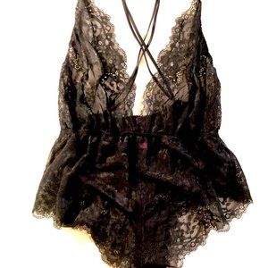 La SENZA- Sexy Lingerie- Black- Med (fits small)